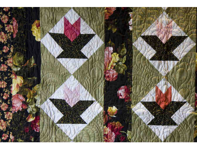 Quilt - 'Midnight Garden' - Cotton 'Basket' pattern Quilt