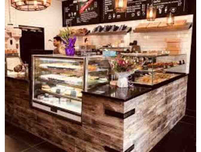 $10 Gift Card to Bread's Boutique & Cafe in Tenafly, NJ!