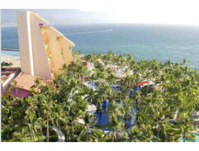 BEACHFRONT RESORT WINNERS CHOICE Los Cabos or Puerto Vallarta