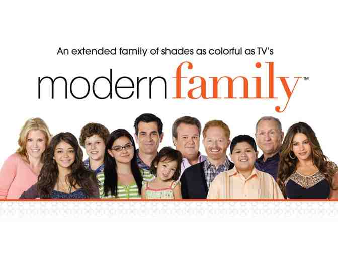 'Modern Family' Signed Script, T-Shirt + Cap!