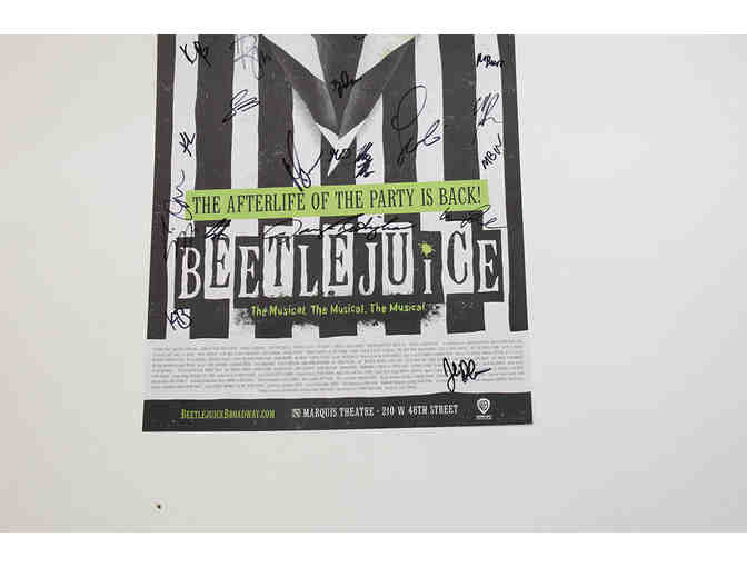 Alex Brightman Kerry Butler, Leslie Rodriguez Kritzer & cast-signed Beetlejuice poster