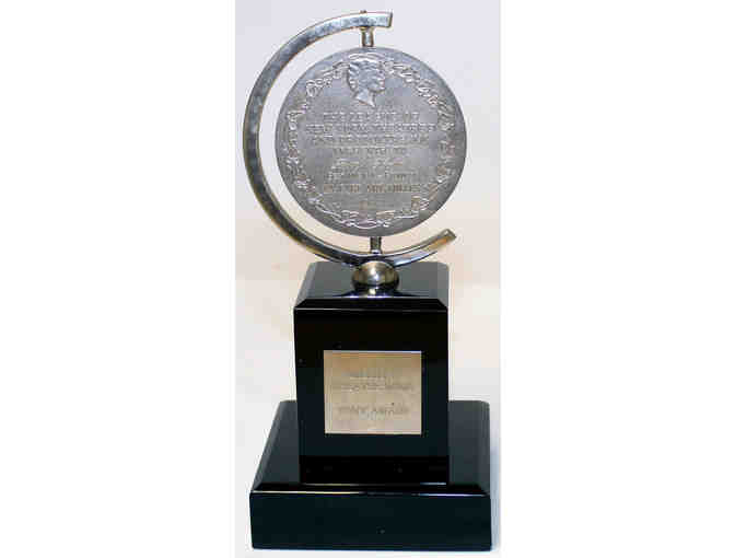 1984 Best Musical Tony Award for La Cage aux Folles and a Treasure Trove of Memorabilia - Photo 3