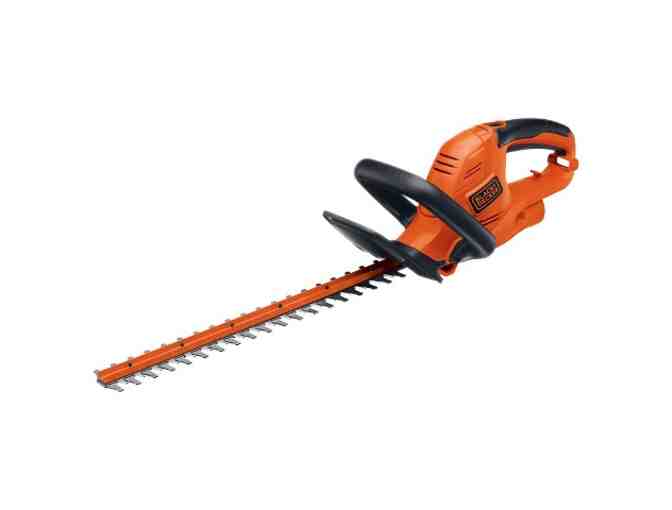 Hedge Trimmer - Black and Decker 22'