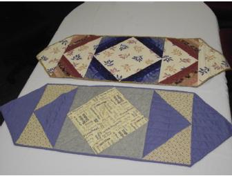 Versatile and Reversible Table Runners