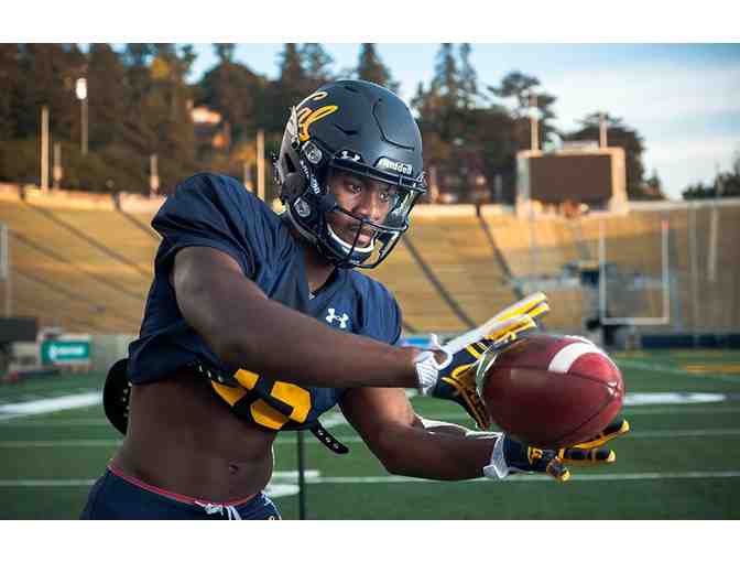 2 Homecoming Stadium Club Seats vs Oregon State & Pre-game on Field Sideline Star Watch