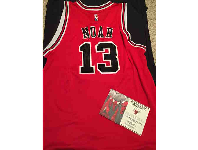 Joakim Noah autographed Bulls Jersey