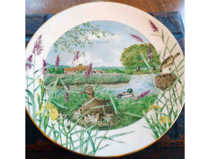 PORCELAIN PLATE COLLECTION-Franklin Nature Scenes. EV-02