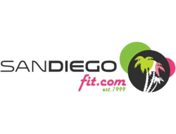 San Diego Fit Workout Gear - JIVA Stargazer Capri & Alo Yoga White Valley Top