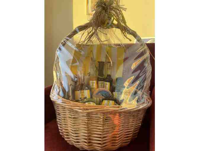 Olivier by the Sea - Grand Gourmet Gift Basket