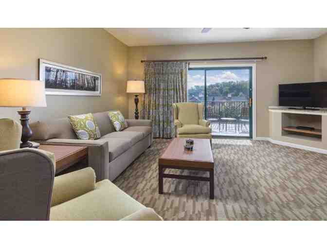 One Week Stay in 2 BR Deluxe Unit at Club Wyndham Smoky Mountains Resort, Sevierville, TN