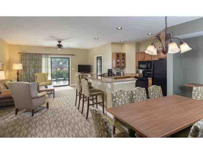 One Week Stay in 2 BR Deluxe Unit at Club Wyndham Smoky Mountains Resort, Sevierville, TN