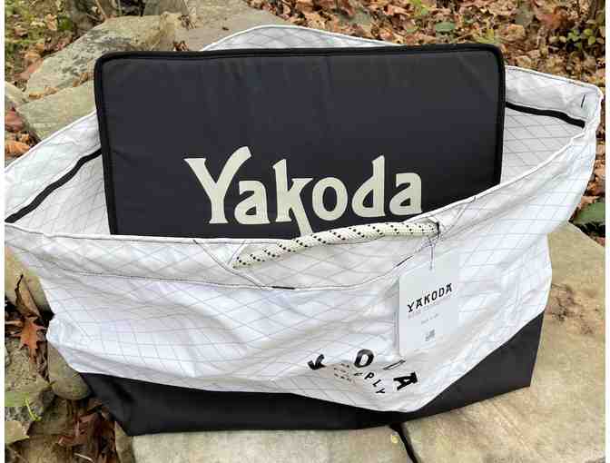 Yakoda's Drifter Tote in White ~ New with Tags