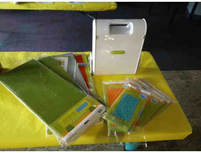 Accuquilt GO! Fabric Cutter Starter Set with Fabric Cutting Dies