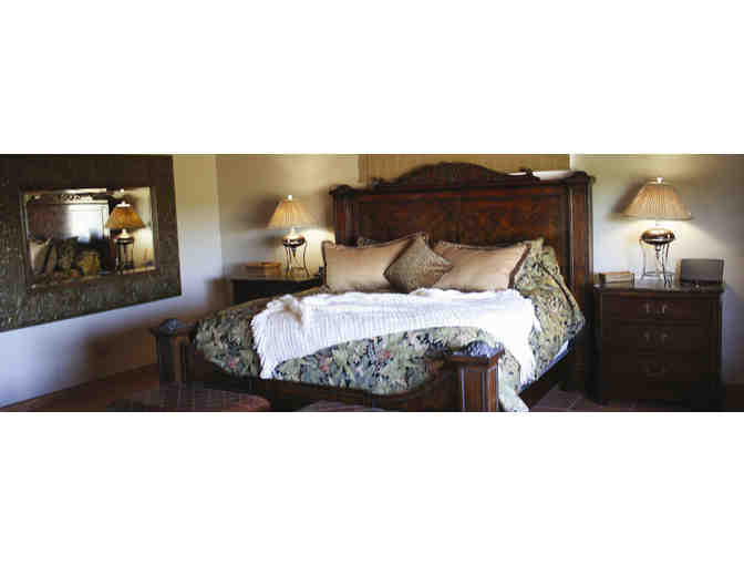 Exclusive Guest House Stay for 6, at CCF in Namibia