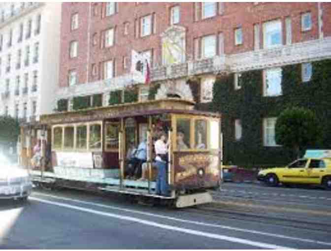 San Francisco - One night stay in Deluxe room - The Huntington Hotel