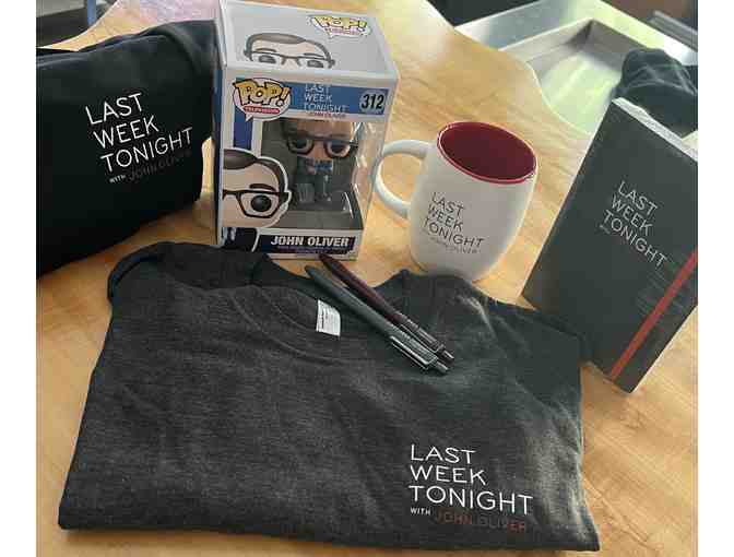 LAST WEEK TONIGHT WITH JOHN OLIVER - GIFT BAG