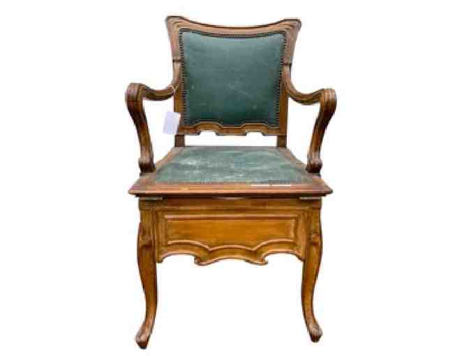 Fine furniture from iconic l'Enfant Gallery : A French Art Nouveau "Potty" Chair - Photo 1