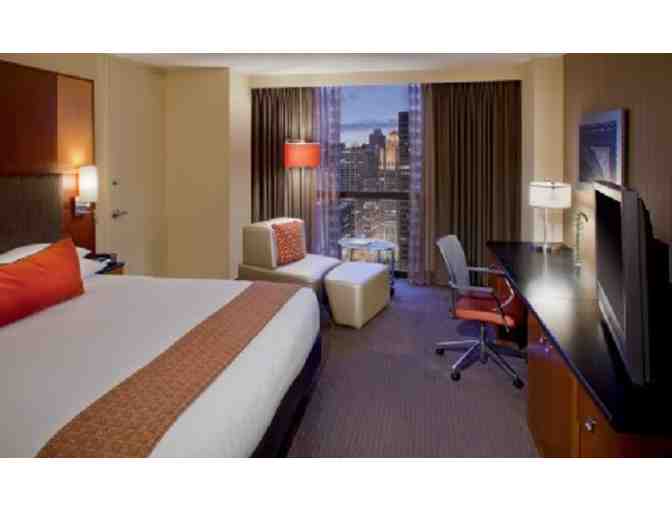 CHICAGO, Illinois Hyatt Regency Chicago 3 Night Stay and Airfare for (2)