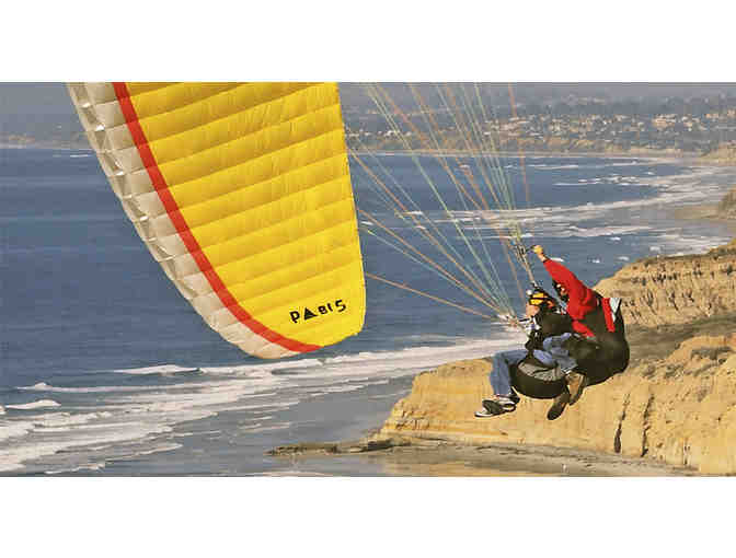 Take a Tandem Paragliding Flight from Torrey Pines Gliderport