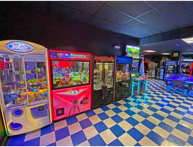 Bowl, eat, and sip at Bird Bowl1.5 hours for 6 with shoes, a large cheese pizza, and soda!