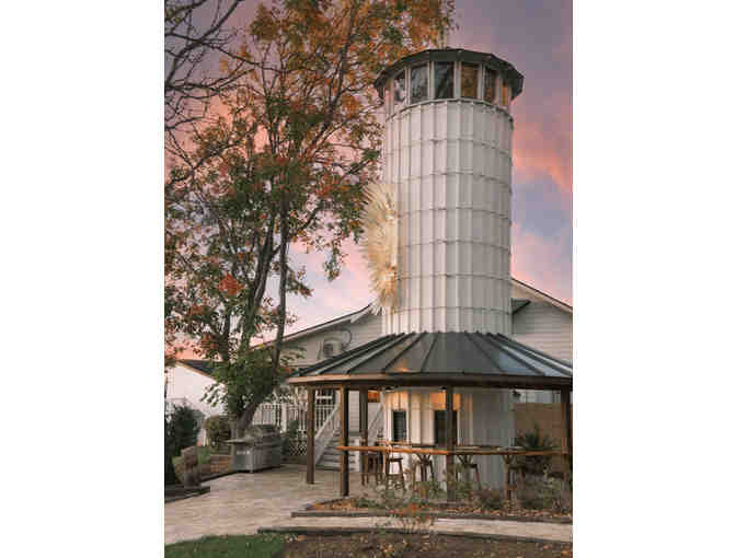 The Horse Shoe Farm Stable Spa Loft