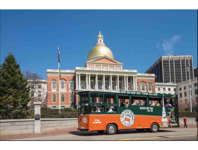 Old Town Trolley Tours: 4 VIP Tickets