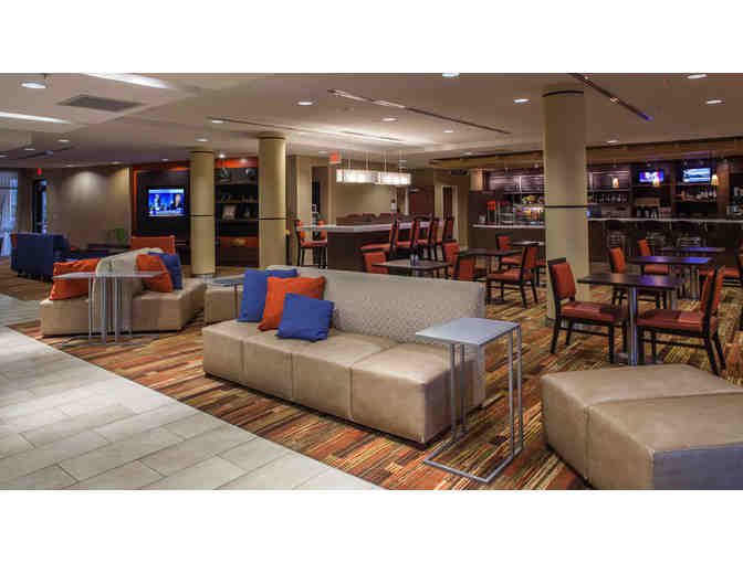 Courtyard by Marriott: 1 Night Stay