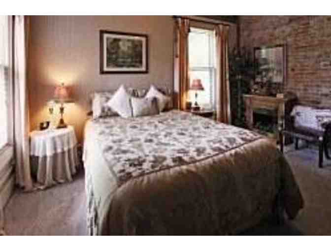 Enjoy 3 night stay Old Northside Bed and Breakfast, Indianopolis, 4.5 Stars rating