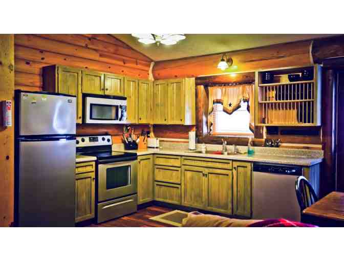 Enjoy 4 nights Blue Ridge Mtns Classic 2 bed Cabin Virgina