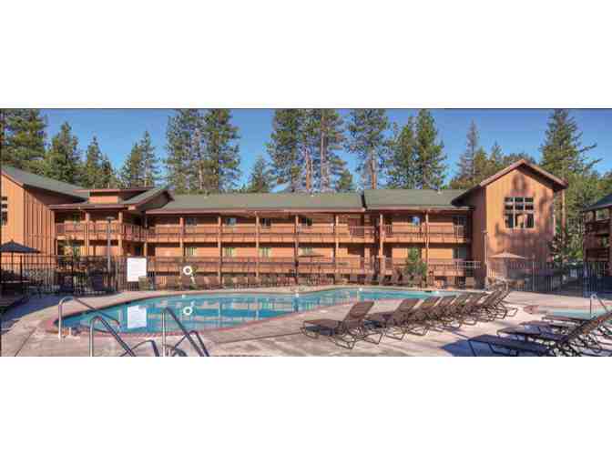 Enjoy 4 nights South Lake Tahoe Luxury Condo 4.7 Star + $100 Food