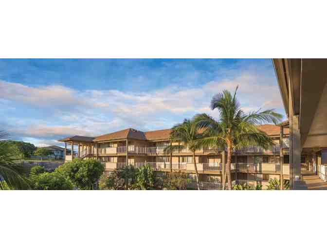 Enjoy 3 nights luxury condo Kihei Maui with Surf Lesson!