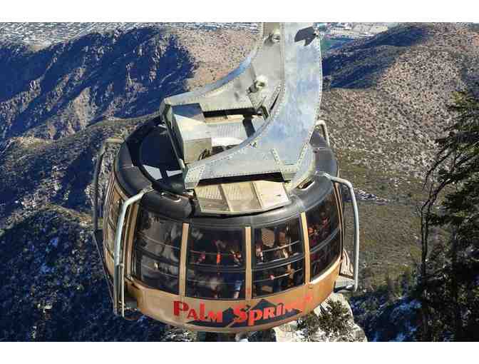 Enjoy 4 nights luxury condo Palm Springs 4.6 star + Aerial Tram!