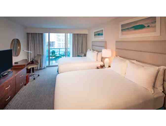 Enjoy 2 Double Tree Hollywood Beach + Sightseeing Cruise - Photo 4