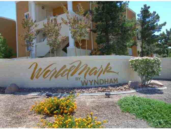 Enjoy Angel Park Golf Club + 3 nights Club Wyndham Tropicana Las Vegas 4.4 star Resort