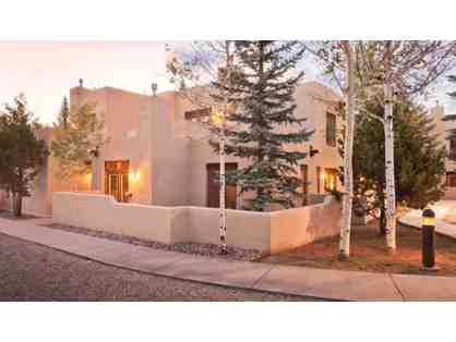 Enjoy 4 nights luxury condo Taos, New Mexico + $100 Food Credit
