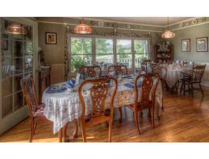 Enjoy 3 nights Blue Mountain Mist BnB Gatlinburg, TN + Wine Tasting for 2 - Photo 3