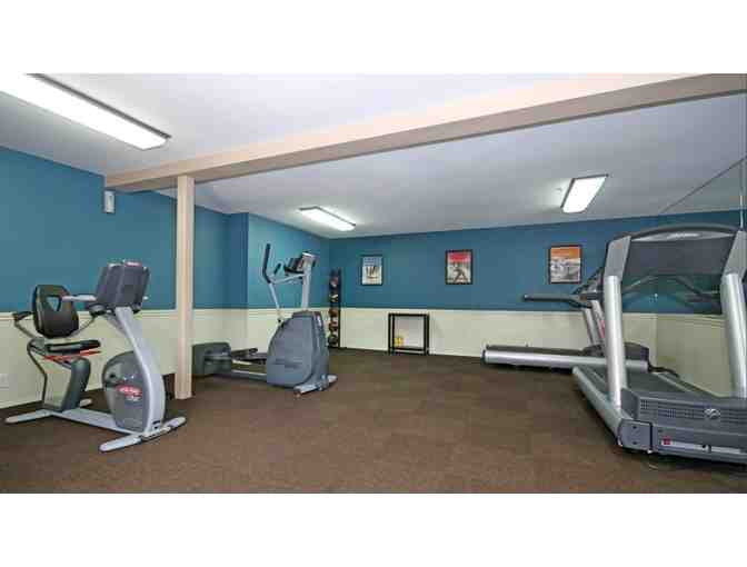 Enjoy 4 night 2 bed Condo San Diego + Golf Adventure