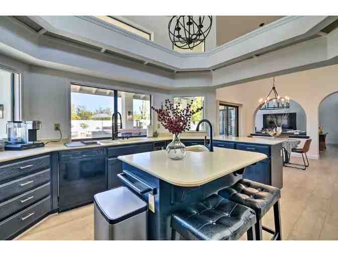 Round of Golf with 4-Night Stay in 4-Bedroom Pool House in Scottsdale, AZ