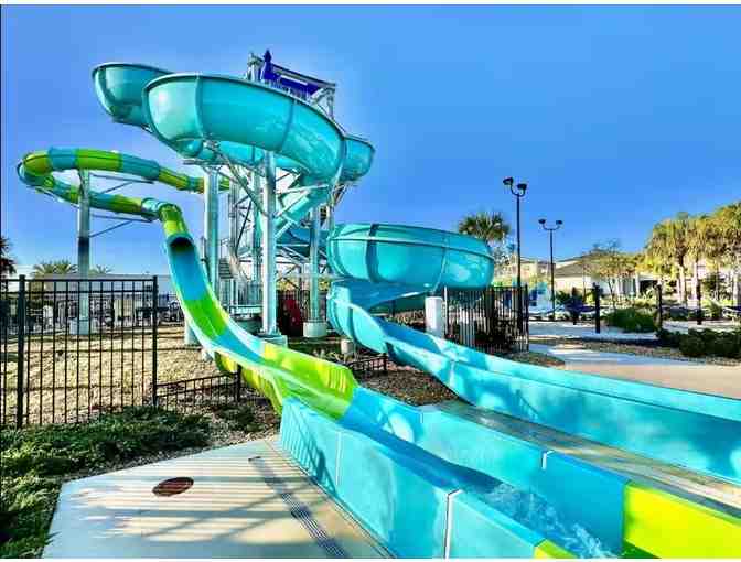 7-Night Orlando Stay for 20 in 8-Bedroom Home with $500 Disney Credit