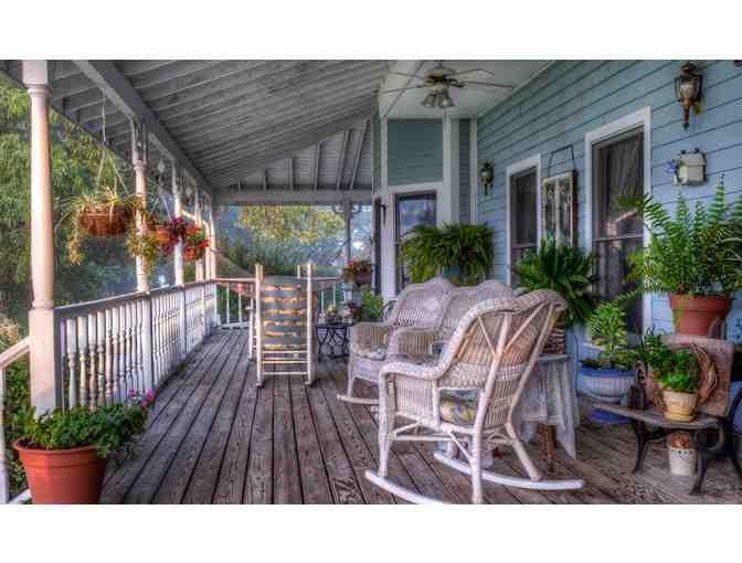 Enjoy 2 nights @ 4.9 star Blue Mountain Mist BnB Gatlinburg, TN - Photo 2