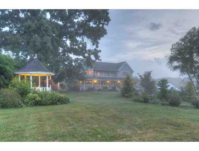 Enjoy 2 nights @ 4.9 star Blue Mountain Mist BnB Gatlinburg, TN - Photo 9