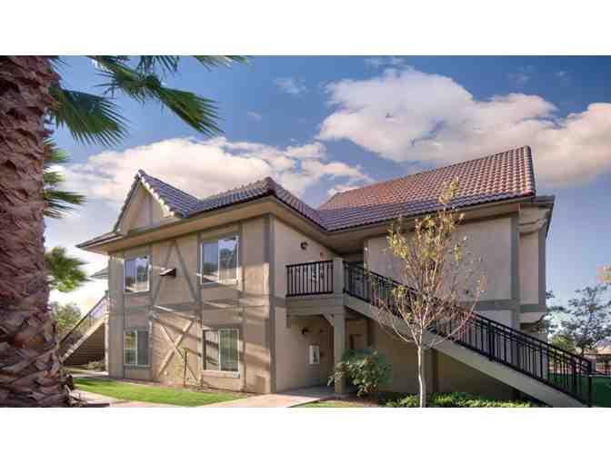 Escape for 4 nights Wine Country Solvang, Ca + Tasting