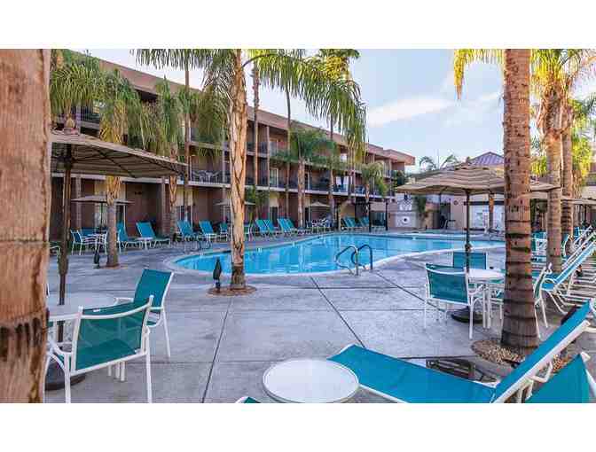 Enjoy 3 Night Stay at WorldMark Palm Springs