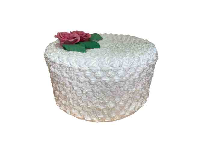 Amy Sedaris White Dummy Cake With Pink Flowers