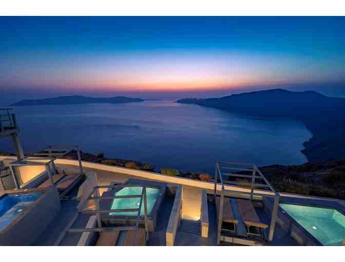 5 Nights in Santorini + Catamaran Cruise - Photo 1