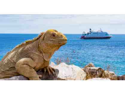 Expedition Galapagos Cruise + Quito Tour!