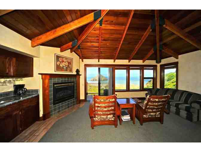 3 Nights in Oceanfront Suite - Mendocino!