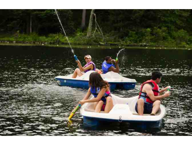 3-Night Romantic Getaway to the Poconos! Lakeville, PA