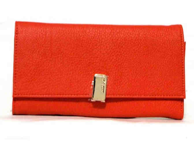 Liz Claiborne Grainy Smith Wallet