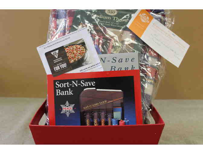 Super Savers Basket w/ Gift Cards to Eat